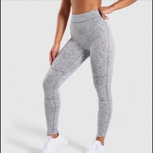 GYMSHARK FLEUR TEXTURE LEGGINGS (M)